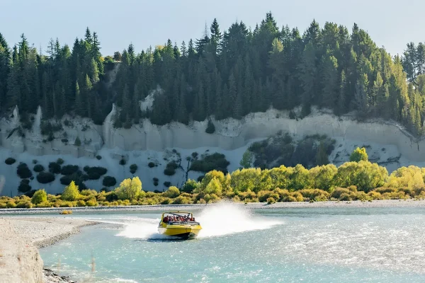 734021-kjet-jetboating